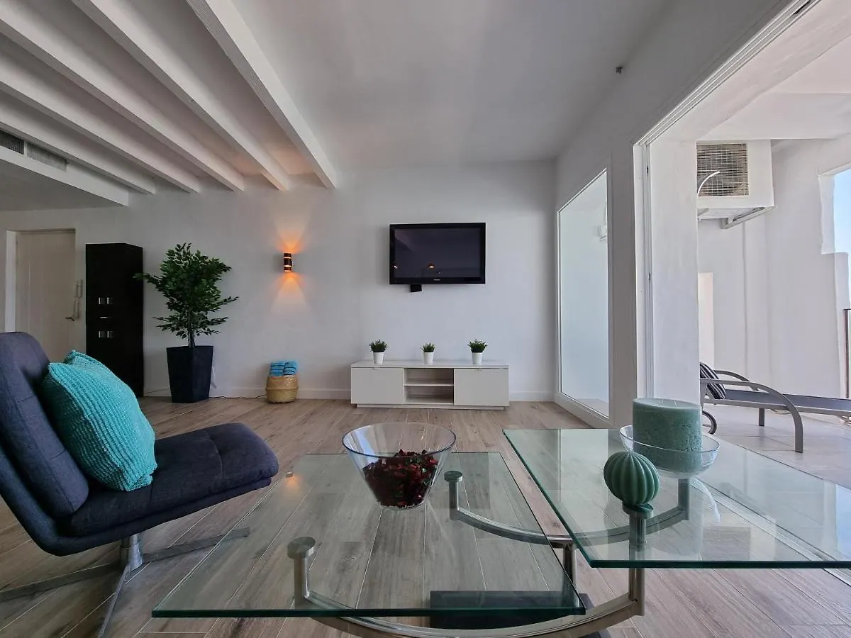 Apartment 2 Bedroom Frontline Puerto Banus Best Views Rdr299 Marbella