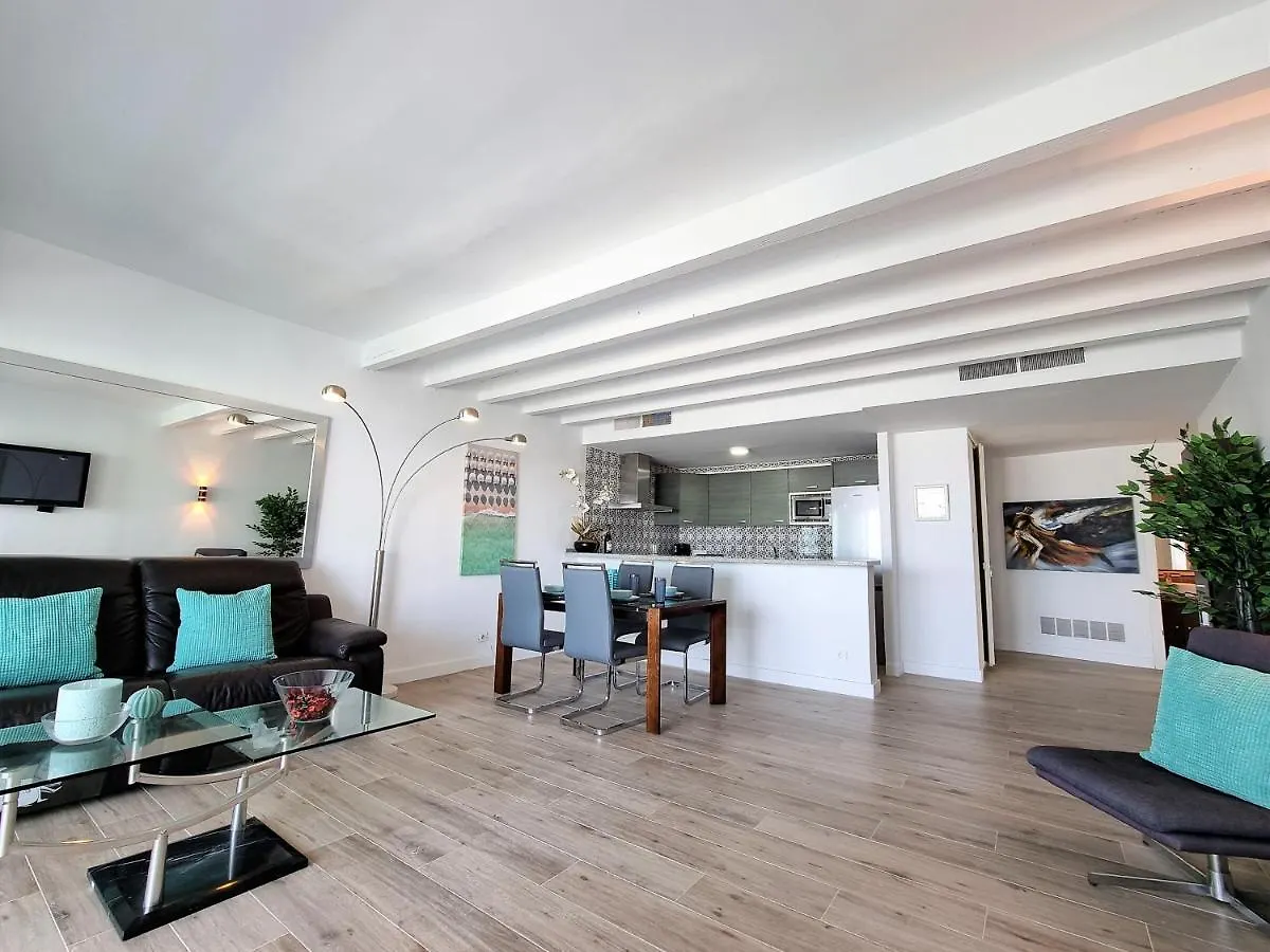 Apartment 2 Bedroom Frontline Puerto Banus Best Views Rdr299 Marbella